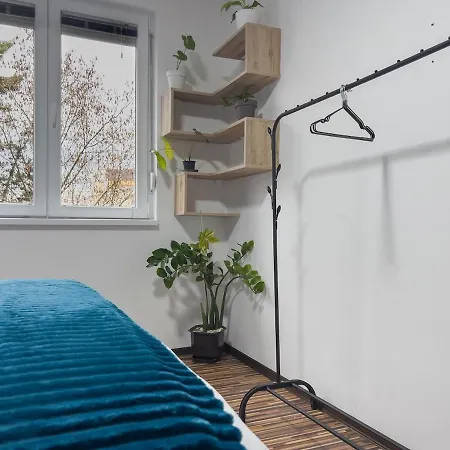 Apartman Cloud Bags *